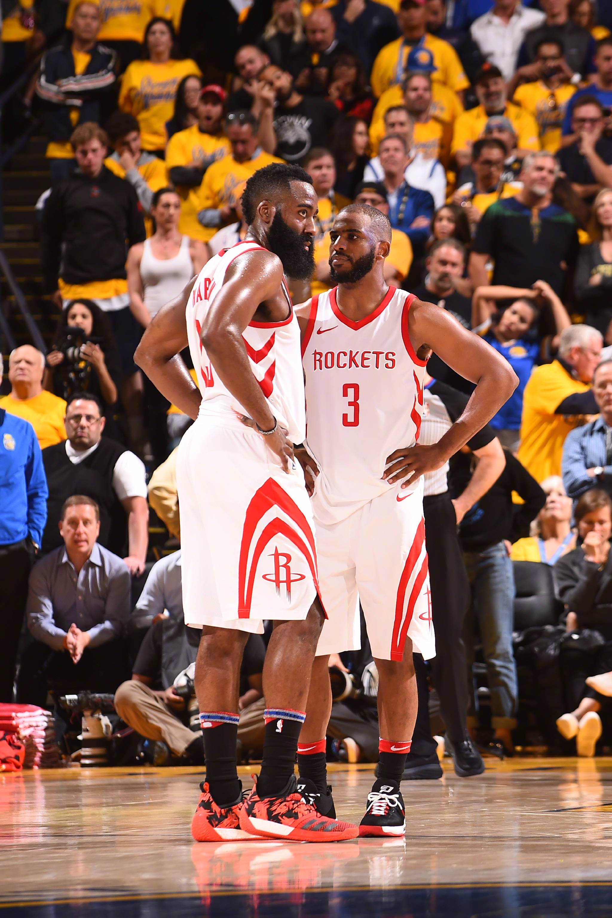 通过扩大阵 通过扩大阵