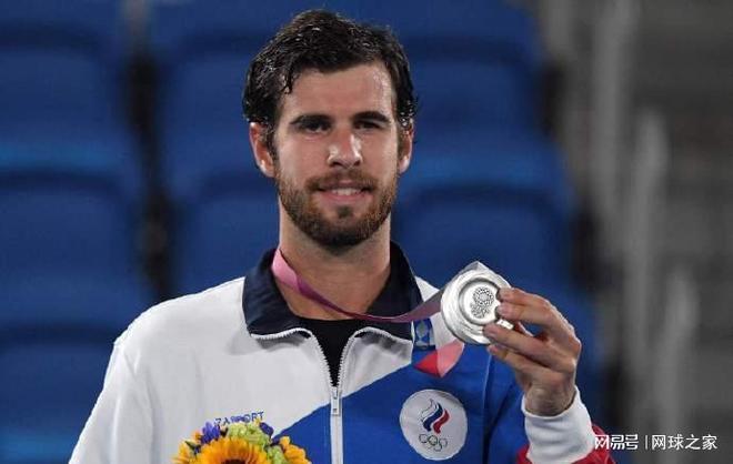 疑是职业生 疑是职业生