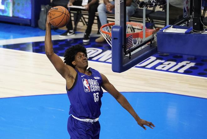 的考验和展 的考验和展