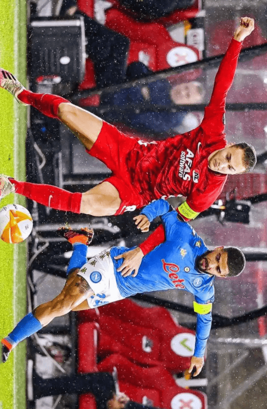 2的得分高 2的得分高